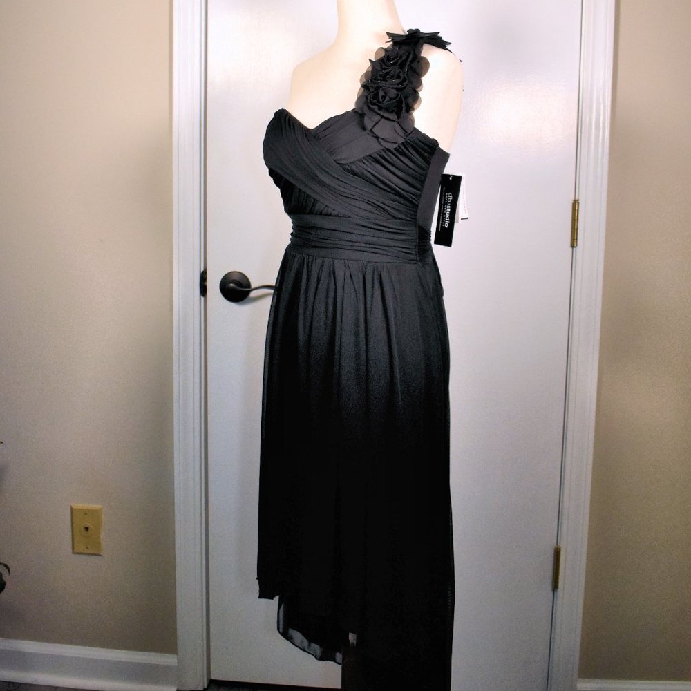 NWT DB Studio One Shoulder Formal Chiffon Dress with Beaded Roses, Black M 8/10